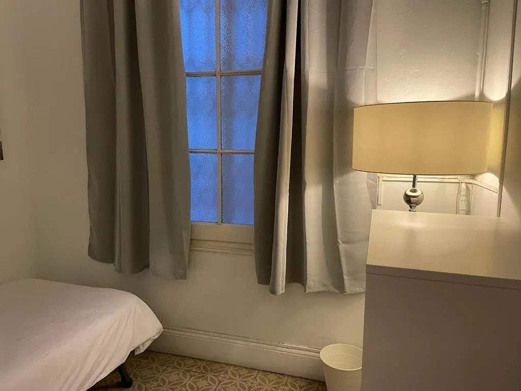 Des Artistes Hostel Barcelona