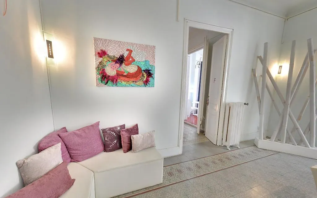 Des Artistes Hostel Barcelona
