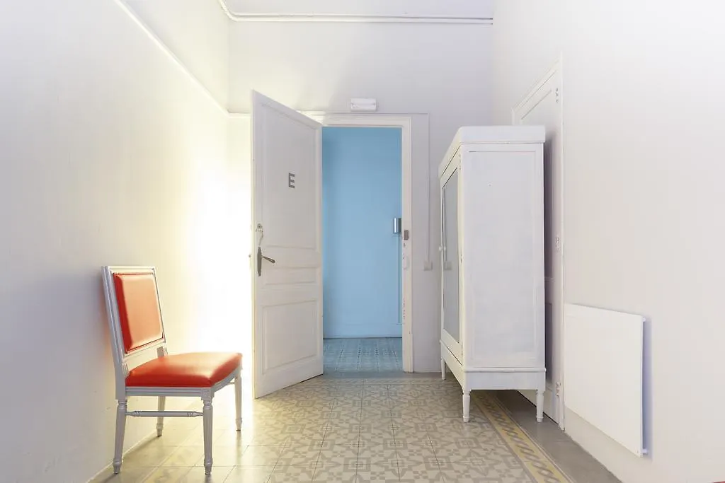 Des Artistes Hostel Barcelona